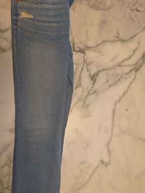 American Eagle Outfitters Light Blue Skinny Jeans